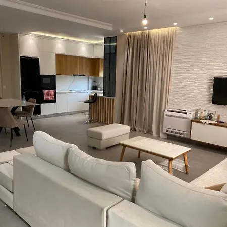 Сasa de vacaciones Aron Rreshen